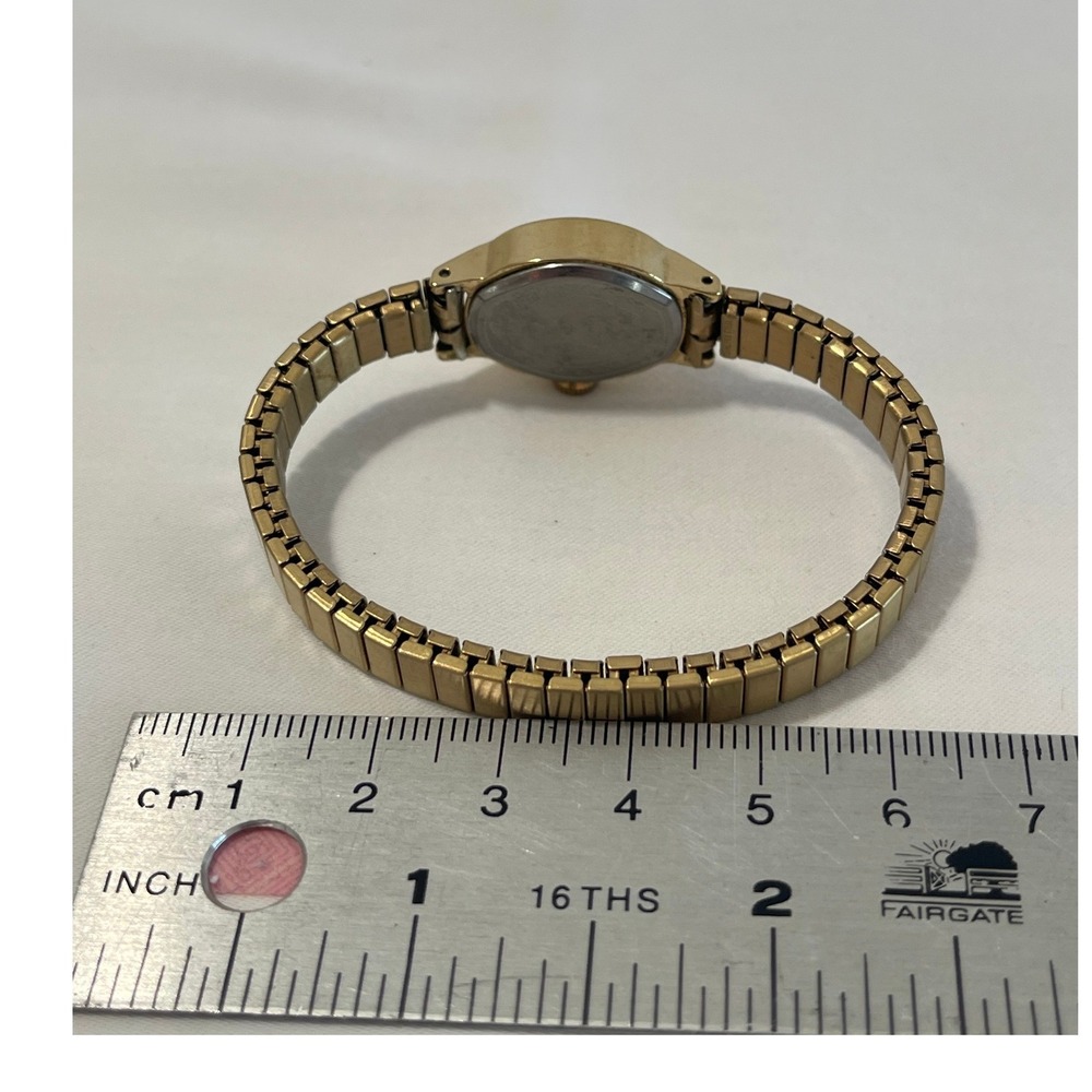 Timex Womens Vintage Gold Tone Oval Watch Arabic Numeral Dial Expansion Band - Picture 3 of 4